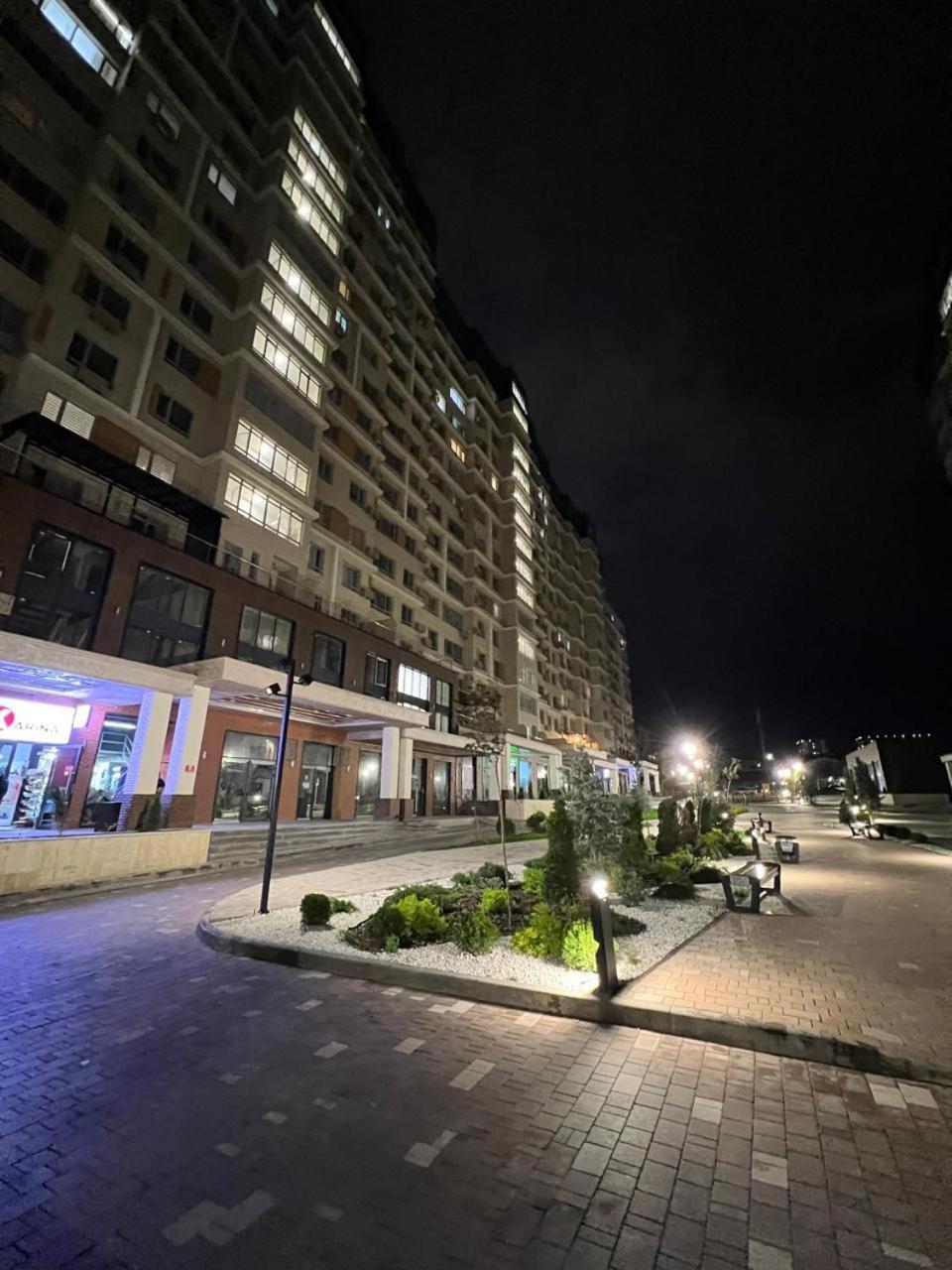 2 комнатная неподалеку от мега центра Almaty